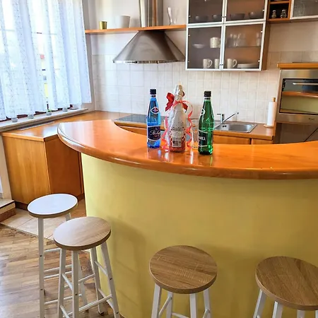 Apartamento 3-bedroom In Town Square