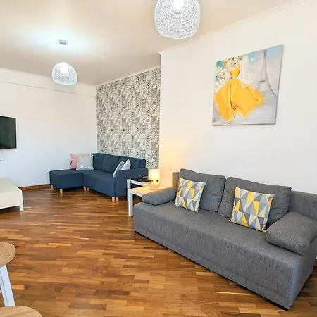 Апартаменты 3-bedroom In Town Square Вроцлав