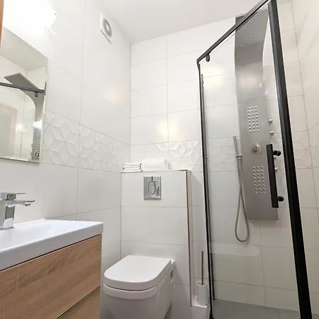 3-bedroom In Town Square アパート